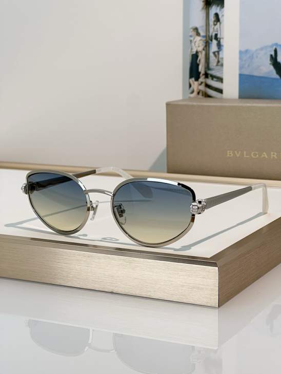 Picture of Bvlgari Sunglasses _SKUfw80444079fw